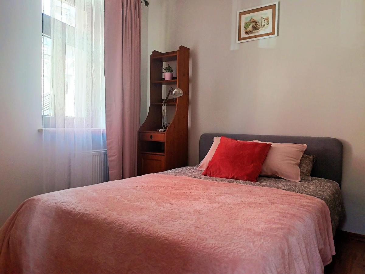 Apartament Malinowy Swietoduska 12 Lublin Ngoại thất bức ảnh