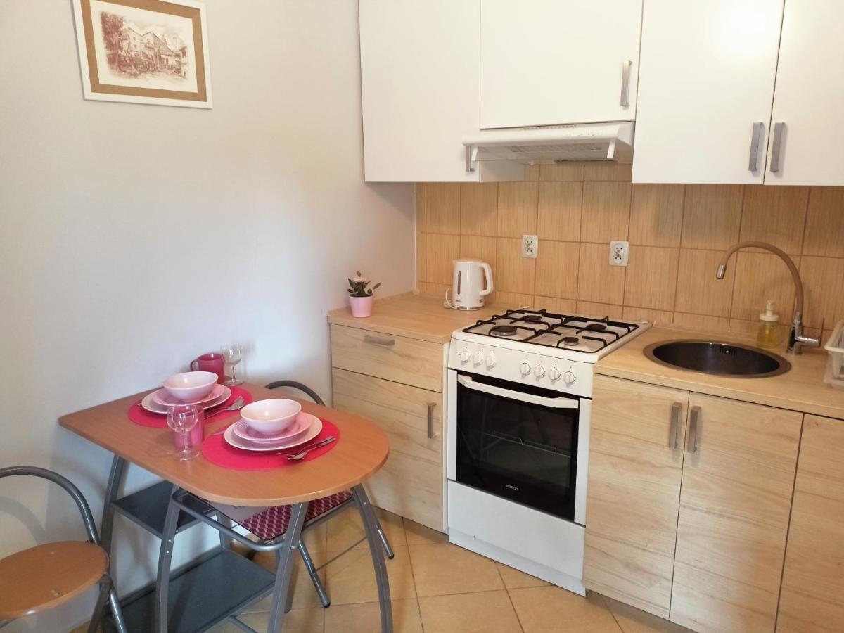 Apartament Malinowy Swietoduska 12 Lublin Ngoại thất bức ảnh